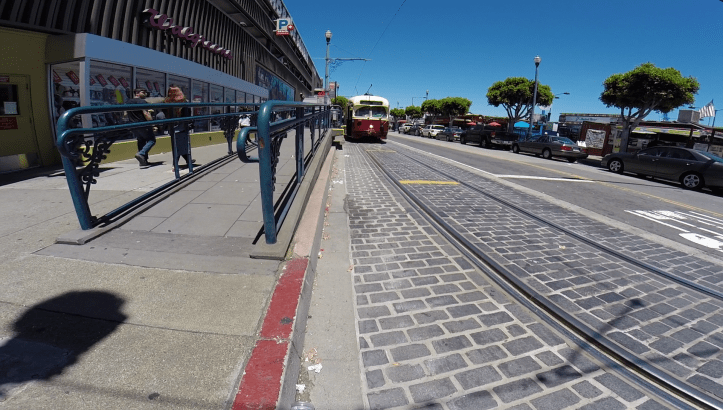 vlcsnap-2016-06-18-18h04m46s894